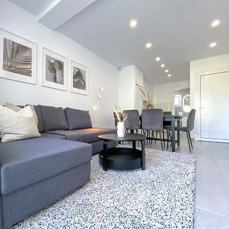 Phaedrus Living Limnaria Luxury Flat Vine 121 Apartment Paphos Luaran gambar