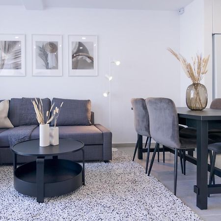 Phaedrus Living Limnaria Luxury Flat Vine 121 Apartment Paphos Luaran gambar