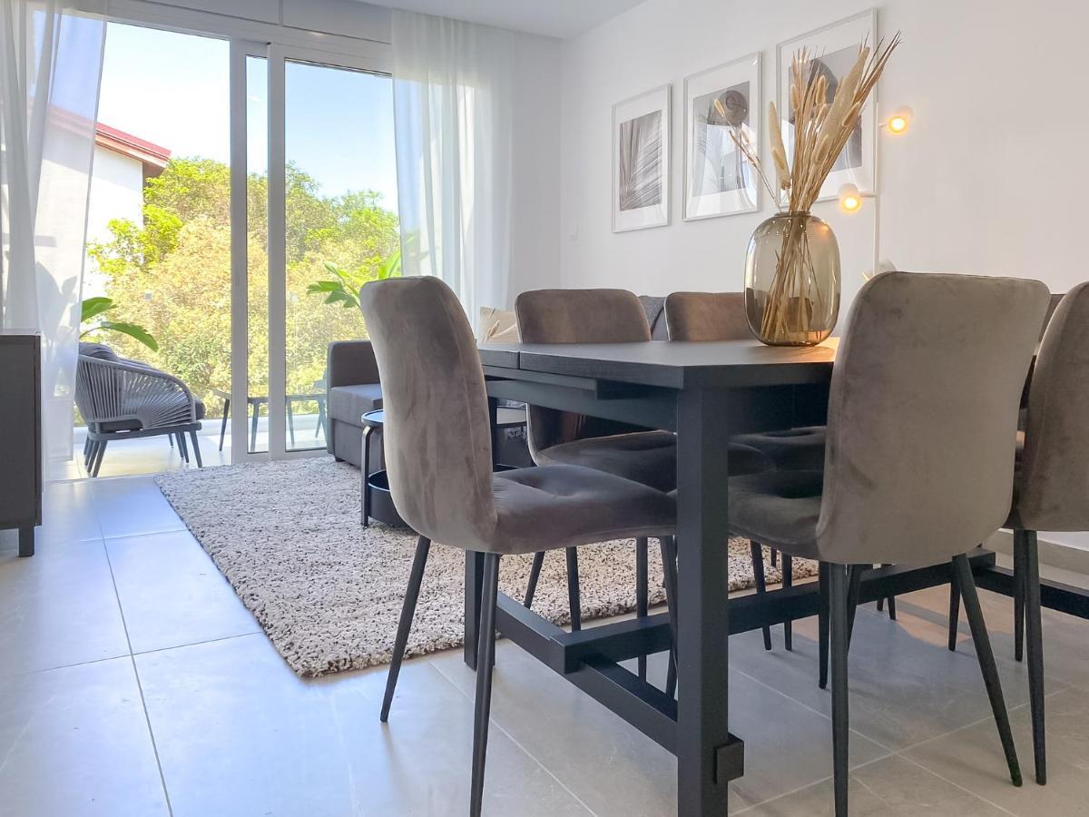 Phaedrus Living Limnaria Luxury Flat Vine 121 Apartment Paphos Luaran gambar