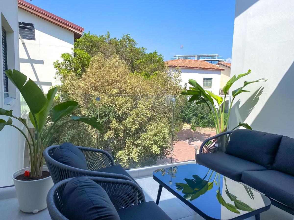 Phaedrus Living Limnaria Luxury Flat Vine 121 Apartment Paphos Luaran gambar
